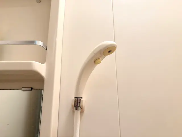 無料駐車場ご用意で300円値引き　時間外もご相談ください！　損害保険加入サービスの画像