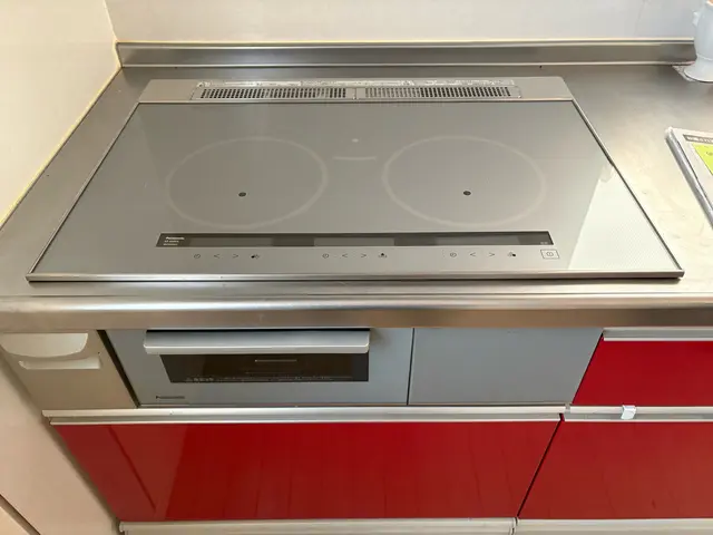 IHクッキングヒーター取り付けます！サービスの画像