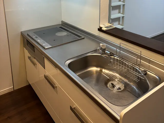 作業外注一切なし！熟練スタッフが豊富な経験と知識で丁寧に作業しますサービスの画像