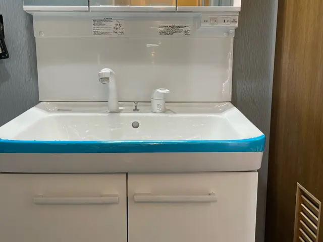 TOTO.LIXIL.パナソニック以外のメーカーでも取り付け致します。サービスの画像