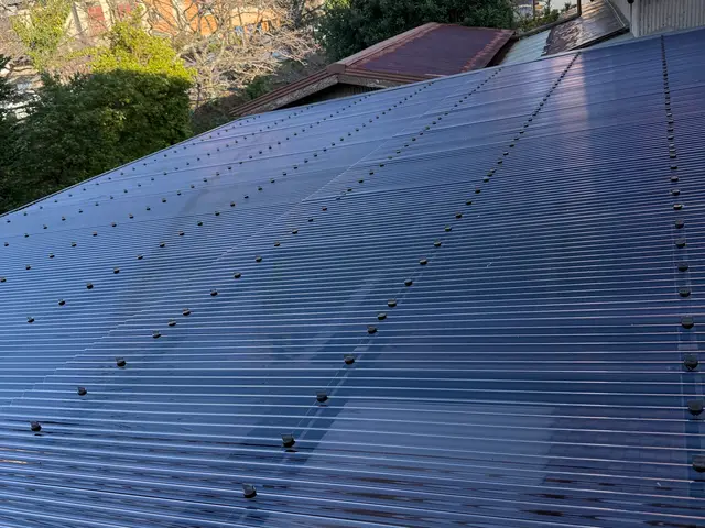 波板、ポリカ屋根の交換サービスの画像