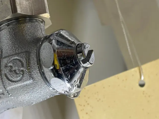 【水道蛇口交換専門店】安心工事保証付！洗面の蛇口交換は当店で！女性スタッフ同行！サービスの画像