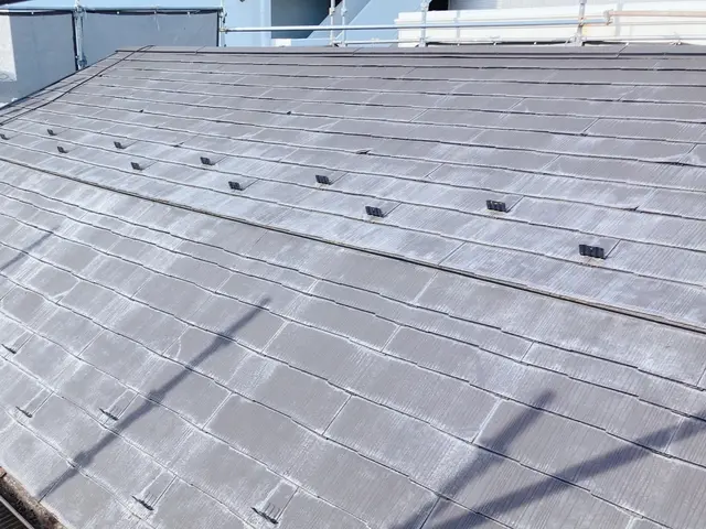 【業歴10年の実績】職人一家です。最新屋根材、断熱、高機能屋根材あります。サービスの画像