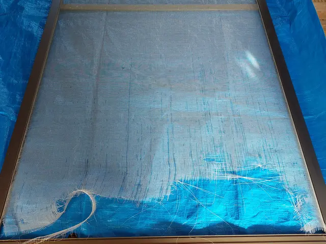 破れ・弛み・色変更等、網戸の張り替え承ります。サービスの画像