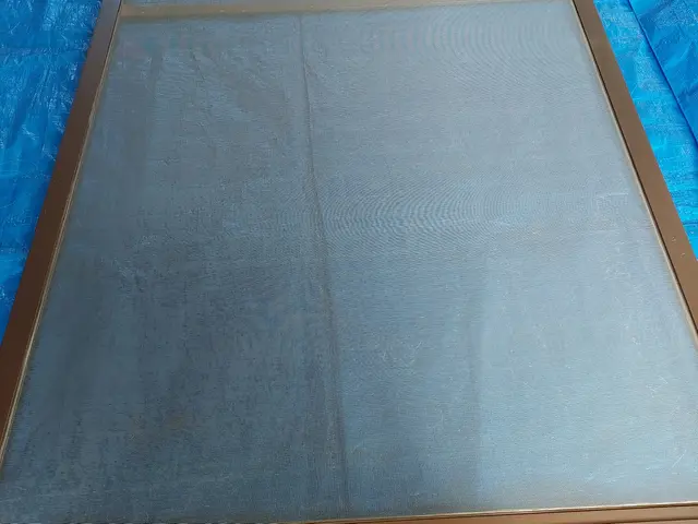 破れ・弛み・色変更等、網戸の張り替え承ります。サービスの画像