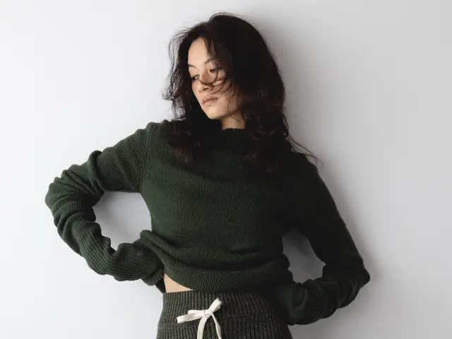 女性カメラマン/スタジオ撮影可能サービスの画像