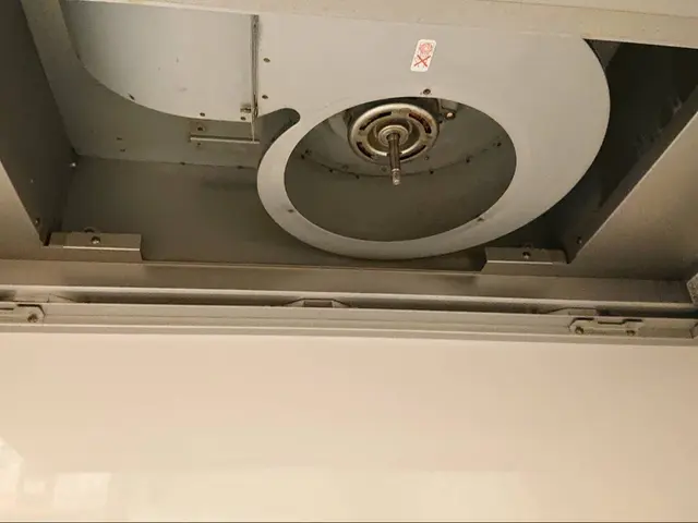 ◎コーキングの防カビサービス中!!豊富な経験と知識でお客様のお困り事に対応しますサービスの画像