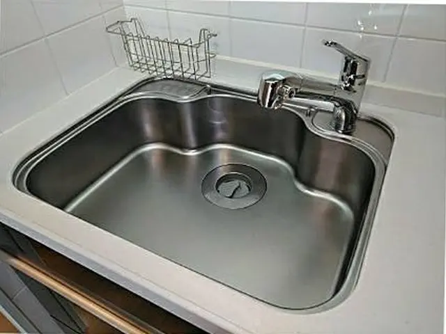 ★コンロの焦げ、シンクの水垢、排水口のヌルヌル汚れ除去★ピカピカのキッチンへ！サービスの画像