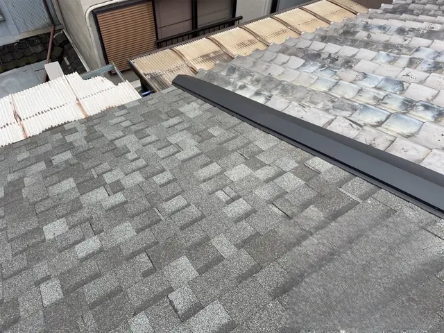 屋根修理・葺き替え工事（プロの技術で安心施工）サービスの画像