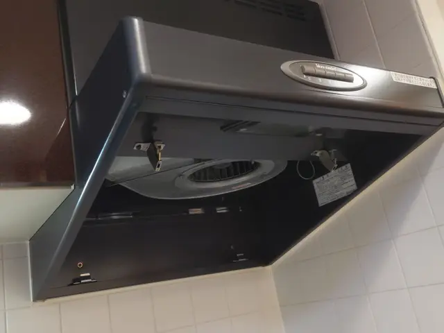 【大好評】プロの技術で感動を♪黒カビ除去してフッ素コートにてつるピカ♬サービスの画像