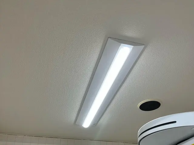 LEDや照明工事の事は一度ご相談お願いしますサービスの画像