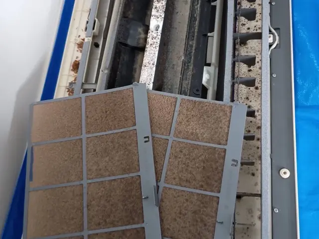 天井埋込エアコン！除菌、消臭、防カビクリーニング！サービスの画像