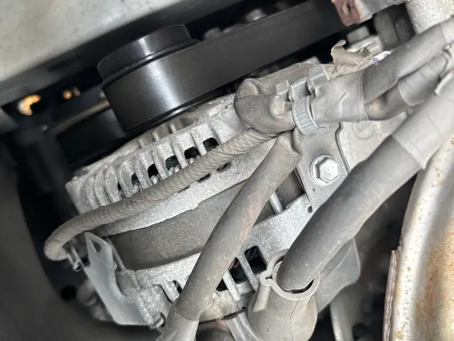 【元ディーラーメカニックが対応！】出張オルタネーター交換！緊急対応可！サービスの画像