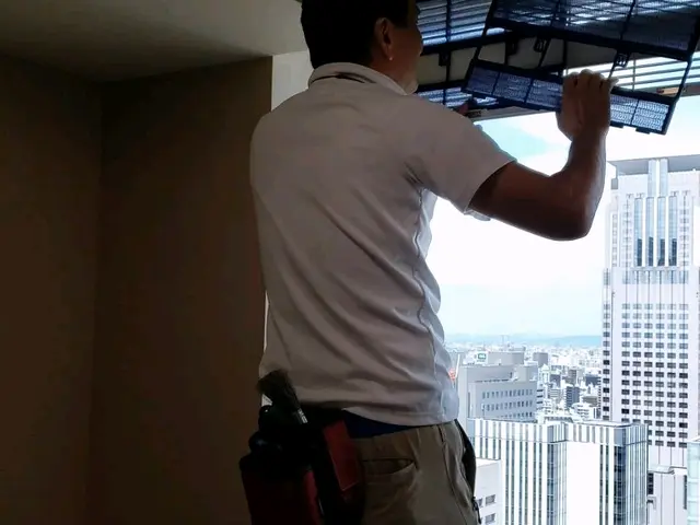 【 業歴30年の経験実績！】《 防カビ！コート無料 》★エアコンクリーニング工事サービスの画像