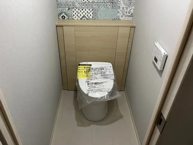 【処分費込】　床や壁紙の張り替えもお任せくださいサービスの画像