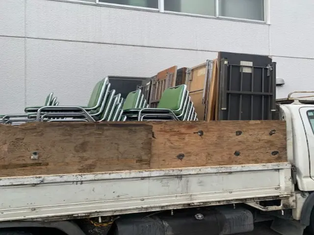 女性スタッフと男性スタッフの2名でお伺いします！企業～個人宅まで20年の実績！サービスの画像