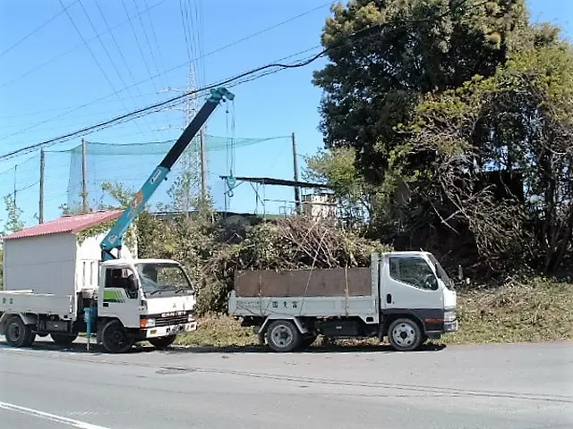 40年間無事故。クレーン付車等、完備サービスの画像