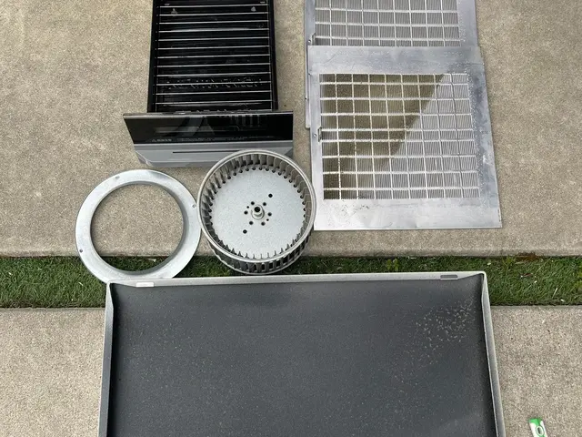 【年末の大掃除に最適！レンジフードをピカピカに】サービスの画像