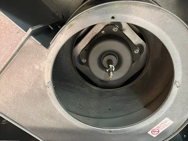 【年末の大掃除に最適！レンジフードをピカピカに】サービスの画像