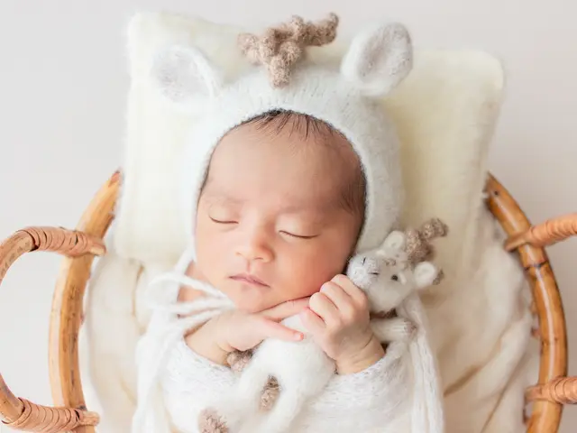 ママと赤ちゃんに寄り添う助産師カメラマン。今だけの瞬間を、未来へつなぐ一枚に。