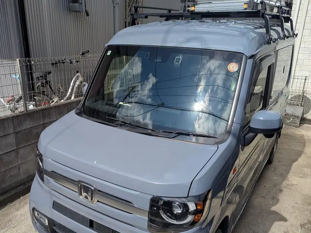 茨木より。粒剤＋液剤の２種類を駆使して床下と建物外周へ薬剤処理を行います。サービスの画像