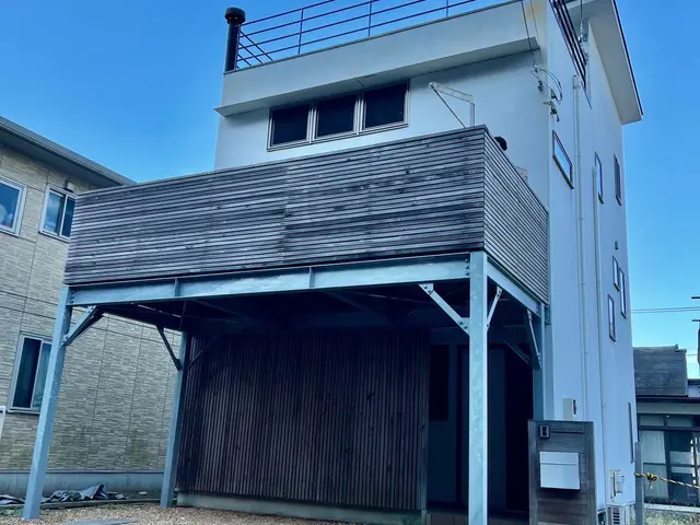 定期的なメンテナンスで木となるべく長く付き合いましょう！！サービスの画像