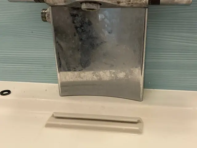 浴室水栓値下げしました！もちろん廃材処分します！持込み蛇口取付も大歓迎！！サービスの画像