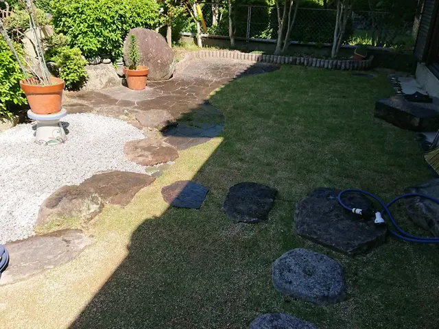 ＜１級造園技能士＞損害保険加入済み！対応地域外もご相談可能！女性スタッフ同行可◎サービスの画像