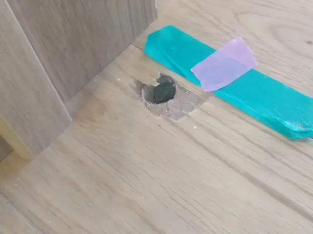 「焦げ・シミ・傷・穴」どんな傷でもお任せください！サービスの画像