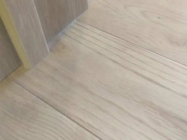 「焦げ・シミ・傷・穴」どんな傷でもお任せください！サービスの画像