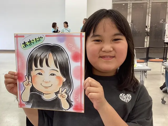 4年の経験と150件以上の実績！お客様の笑顔を描く出張アーティスト