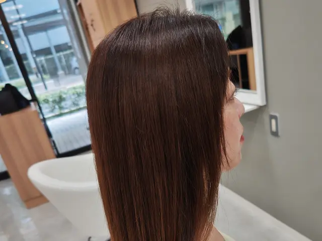 訪問美容師、介護福祉士、国家資格保持◎車椅子や寝たきりの方のカットも対応可サービスの画像