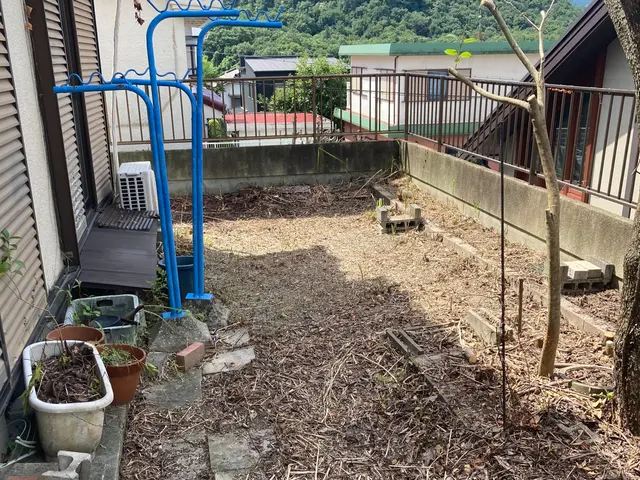 職人っぽくないフランクな対応が売りです！当日対応可能な草刈りサービスサービスの画像