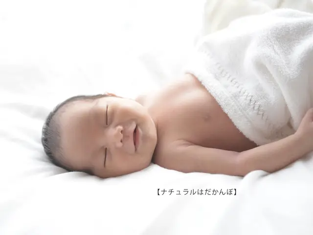 【ニューボーンフォト】女性ママカメラマン撮影！年間130組以上の実績あり！