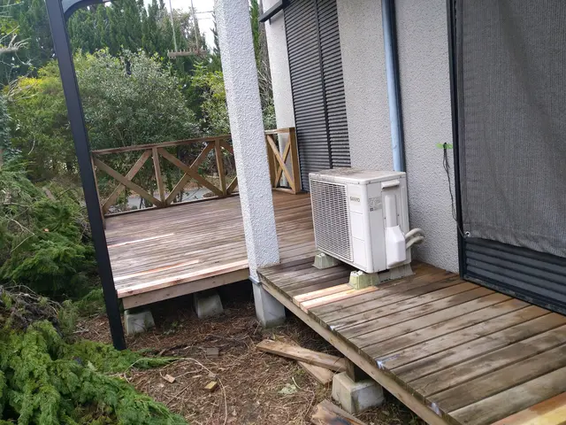 即日対応可　ウッドデッキ塗装サービスの画像