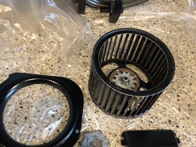 家ピカ本舗の加盟店◎年間1000件以上の作業実績◎損害保険加入◎創業１２年以上サービスの画像