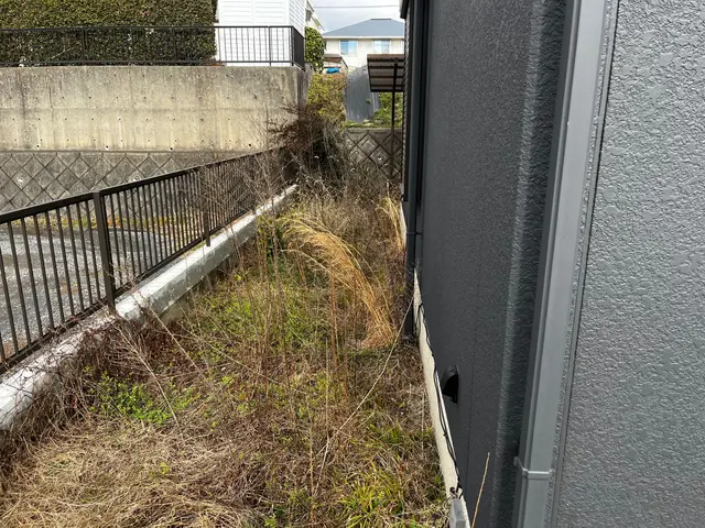 自信の完全自社施工！損害保険加入済みでもしもの際も安心◎駐車場代は当店負担！サービスの画像