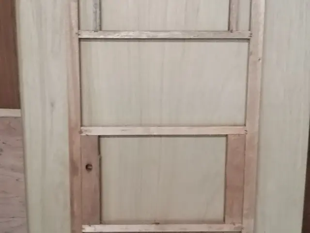 室内ドア表面材の張替えまた同サイズ新規交換サービスの画像