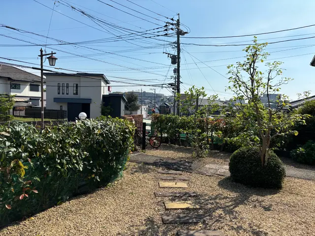 庭木の剪定サービスの画像