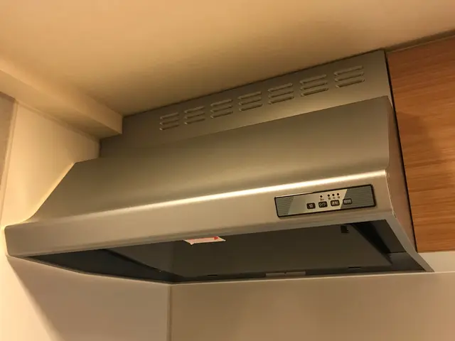 清潔なレンジフードで、効率の良い換気を行えます！サービスの画像