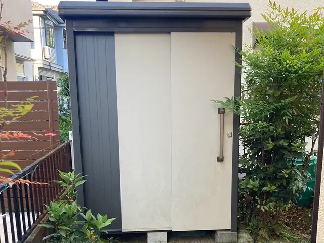 物置の解体と回収はお任せください。中身の不用品の回収・買取も承ります。サービスの画像