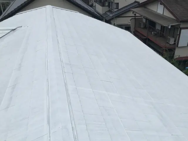 スレート屋根塗装｜劣化診断から丁寧施工まで対応サービスの画像