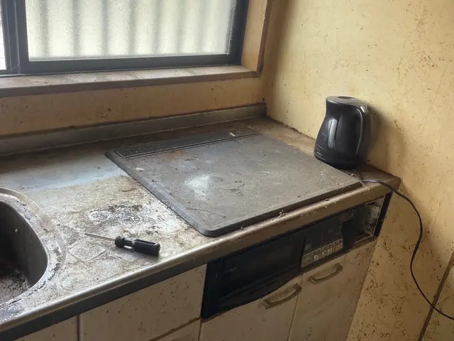 茨木市から伺います！作業外注なし、すべて自社で対応！損害保険加入済みサービスの画像