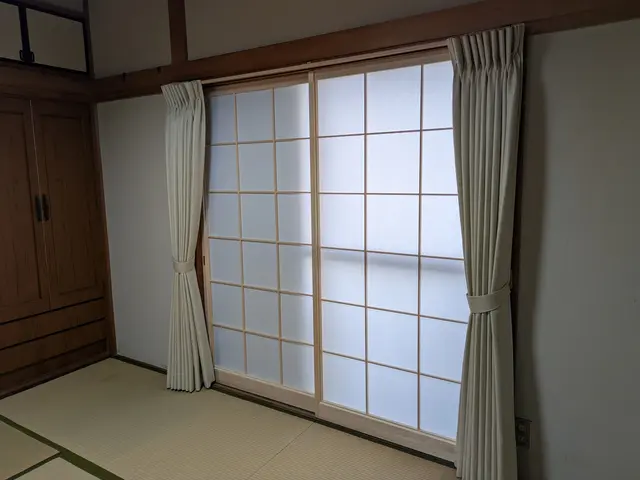 【業歴34年】窓装飾おまかせください。4個目から半額　カード支払い可能サービスの画像