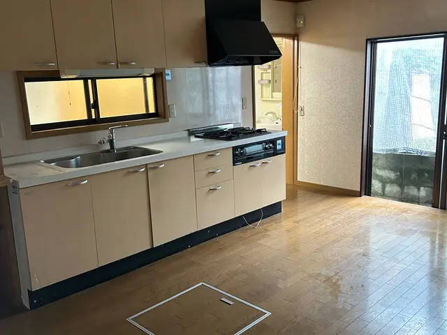 ＊お引越しに伴う空室ハウスクリーニング＊不用品の回収とともご予約も承ります☆サービスの画像