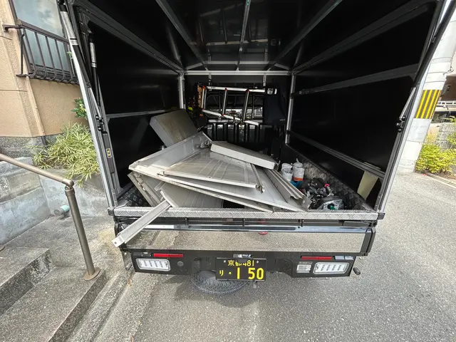 物置の解体・回収、お気軽にご相談ください！サービスの画像