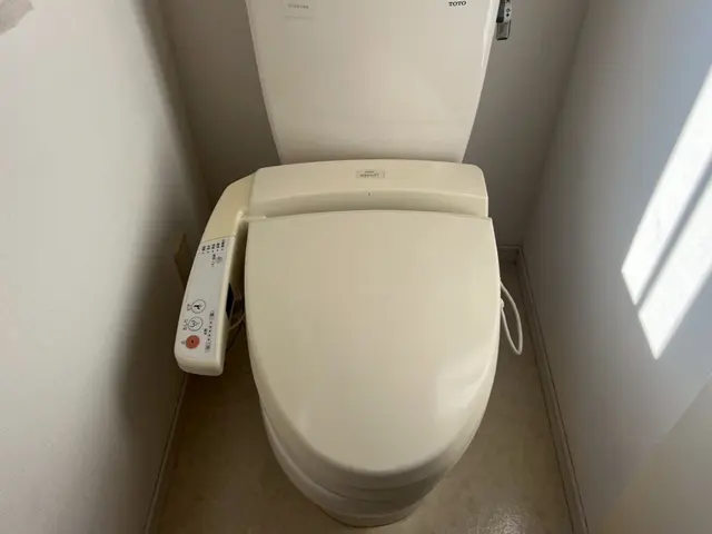 【安心のアフター保証１年】ウォシュレット取り外しから取り付けまでのサービスです！サービスの画像