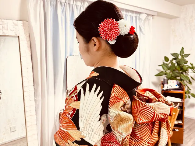 着付　(留袖、訪問着　振袖　打掛　紋服など)