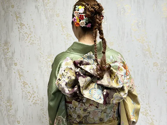 着付　(留袖、訪問着　振袖　打掛　紋服など)