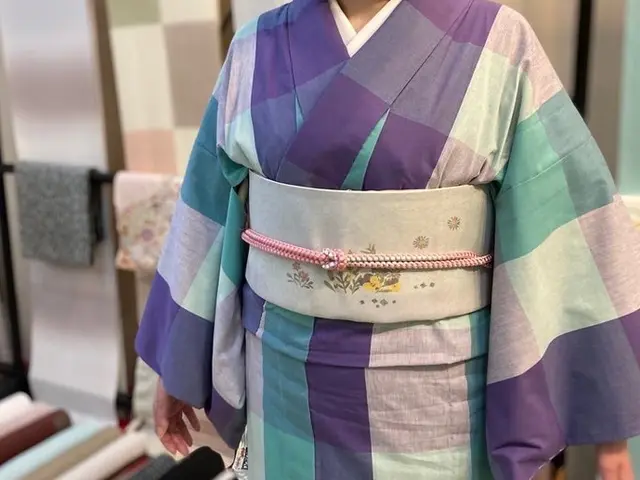 【呉服歴10年】出張お着付け◆金額詳細は最後のページをご確認ください◆サービスの画像